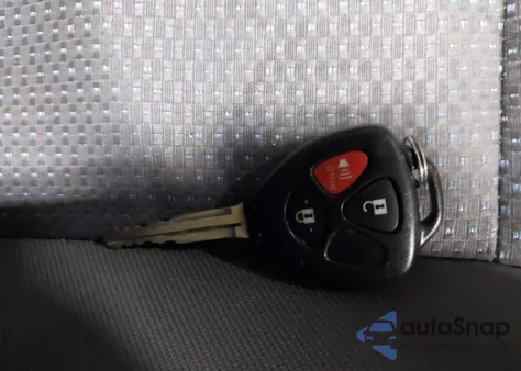 2010 Toyota Corolla Matrix from USA, damaged, VIN 2T1KU4EE9AC398907